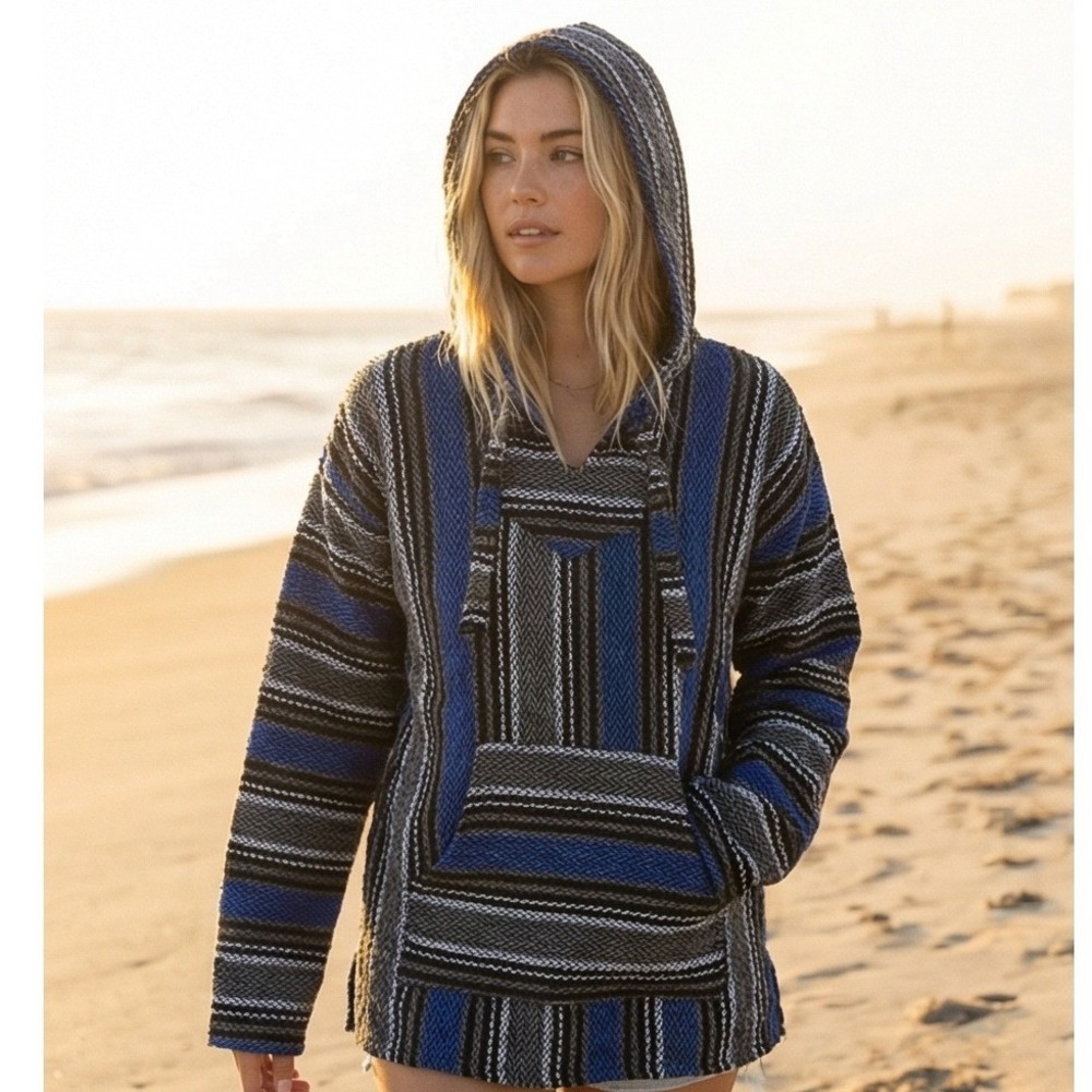 Earth Ragz M Baja Blanket Hoodie Pullover Striped Blue Gray White Medium